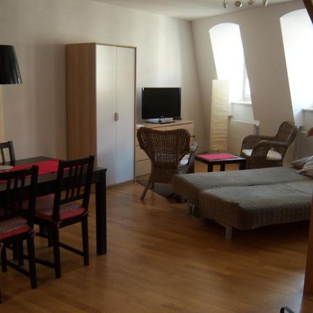 Apartamento Historisches Bürgerhaus Dresden -Kulturstiftung- Habitación foto